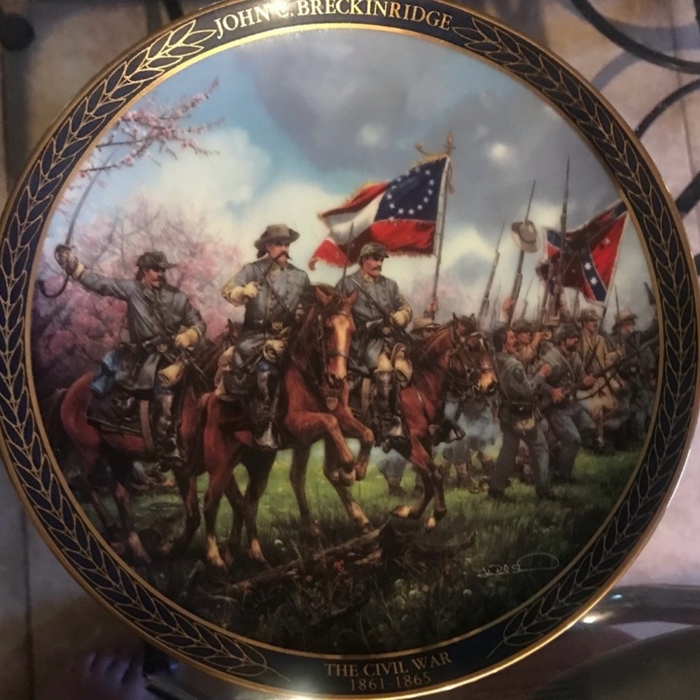 The Bradford Exchange Civil War Plate with Gold and Blue Accents